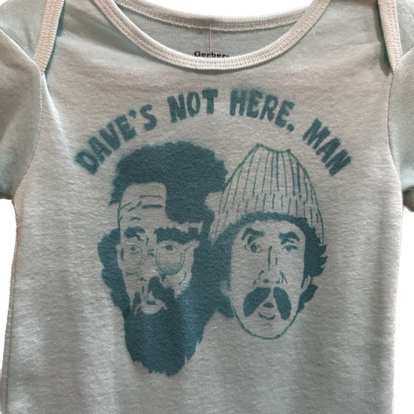 Cheech & Chong inspired baby onesies Dave’s Not Here, Man hippie Gerber 18mo - Picture 5 of 10